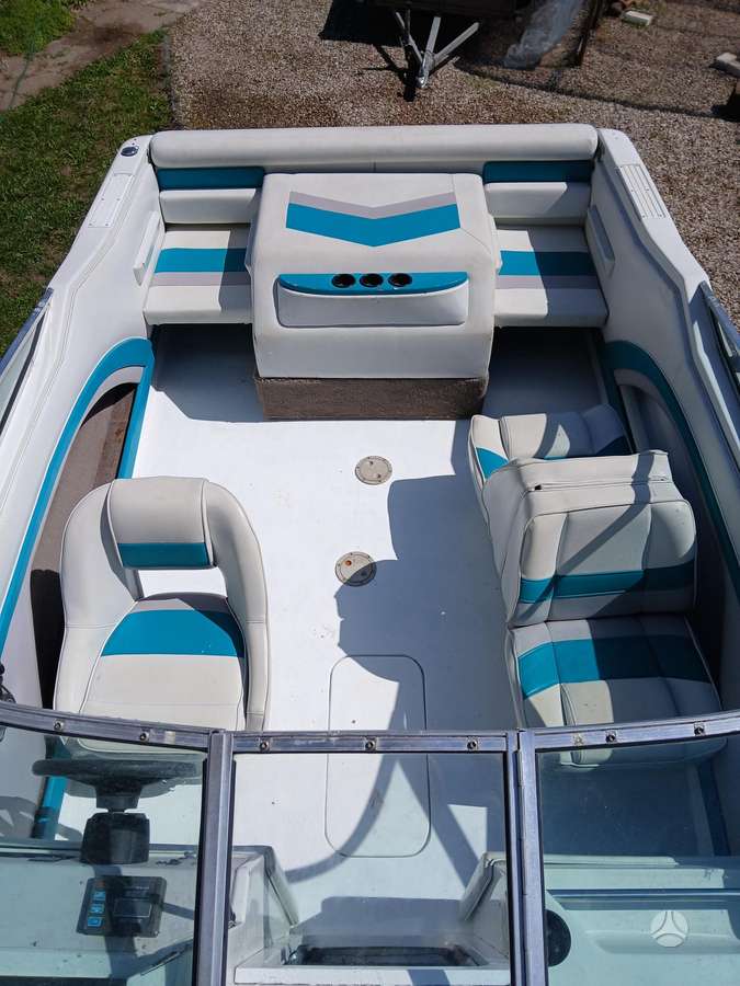 Regal Valanti 196, yachts / cruisers