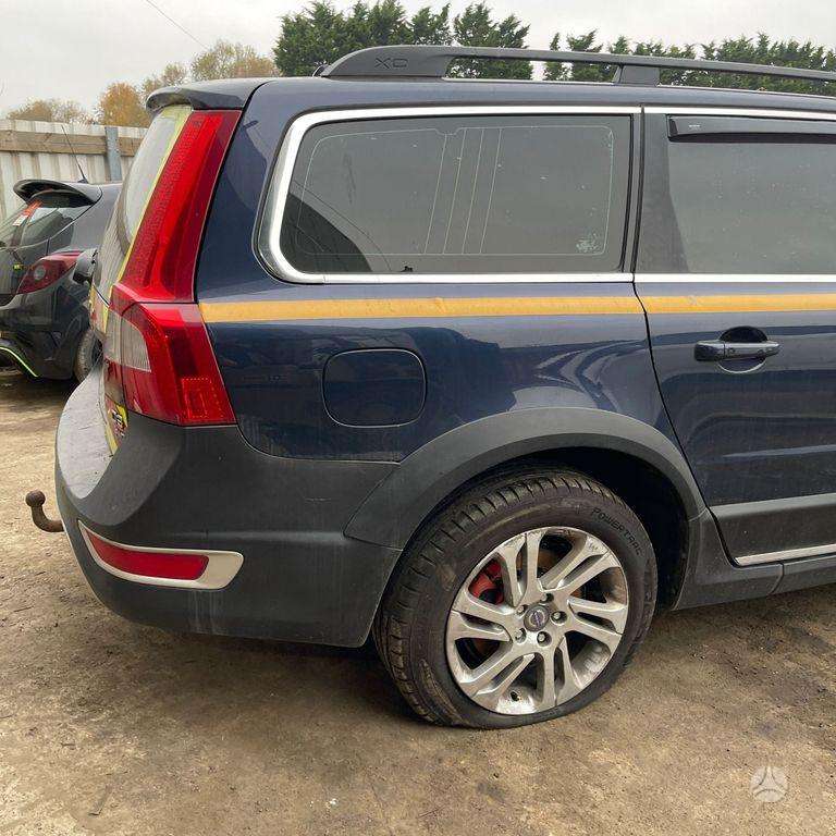 Volvo XC70