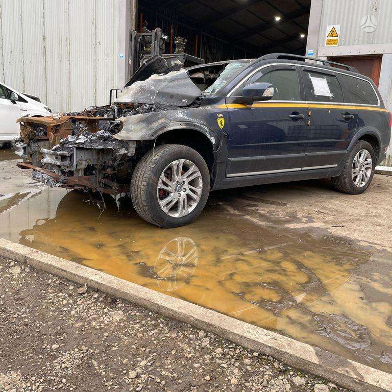 Volvo XC70