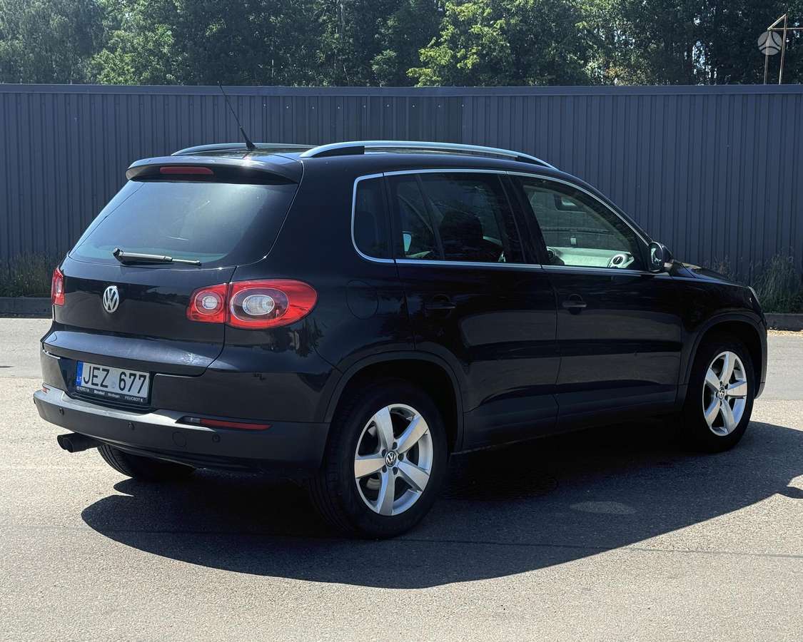 Volkswagen Tiguan - 3