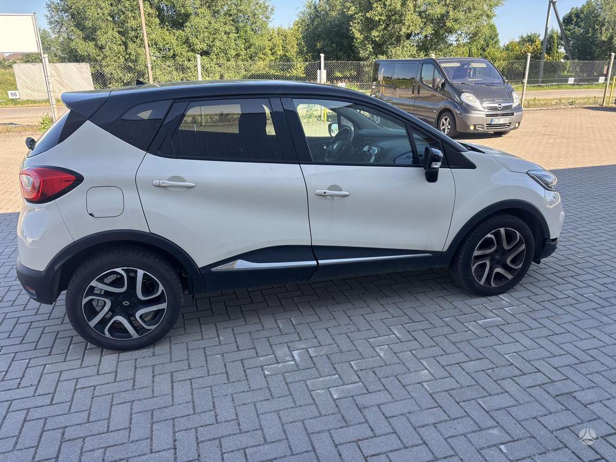 Renault Captur, 0.9 l., off-road / crossover