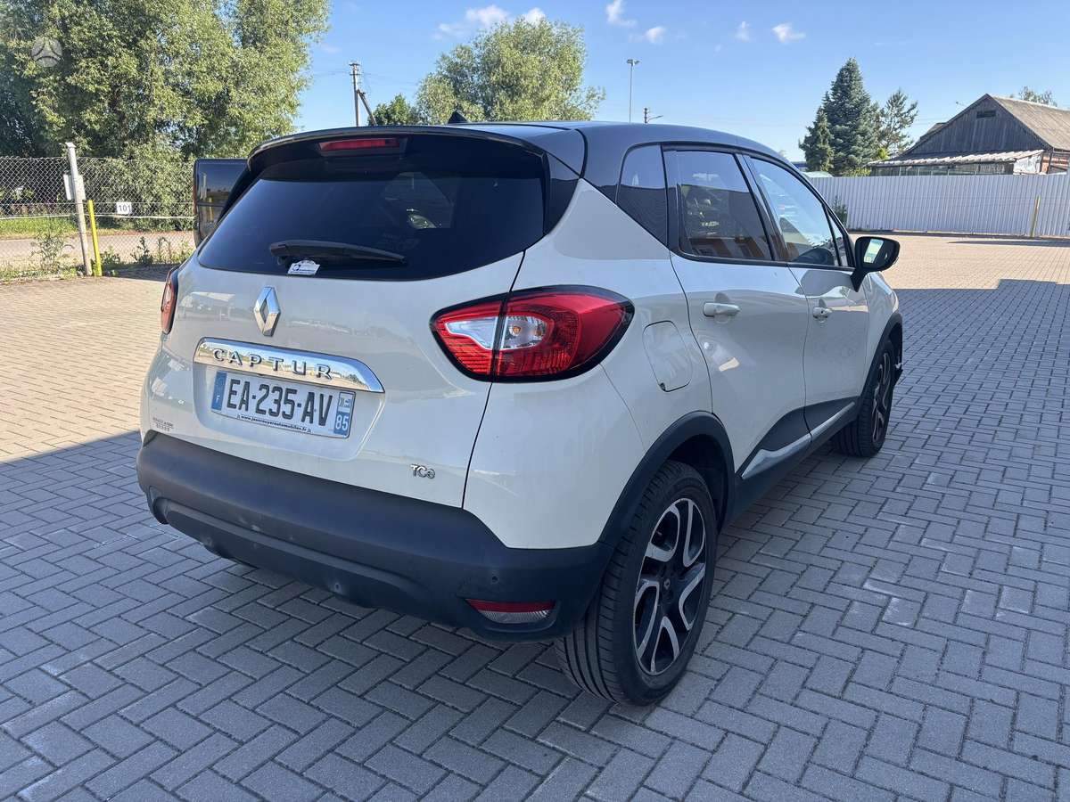 Renault Captur, 0.9 l., off-road / crossover