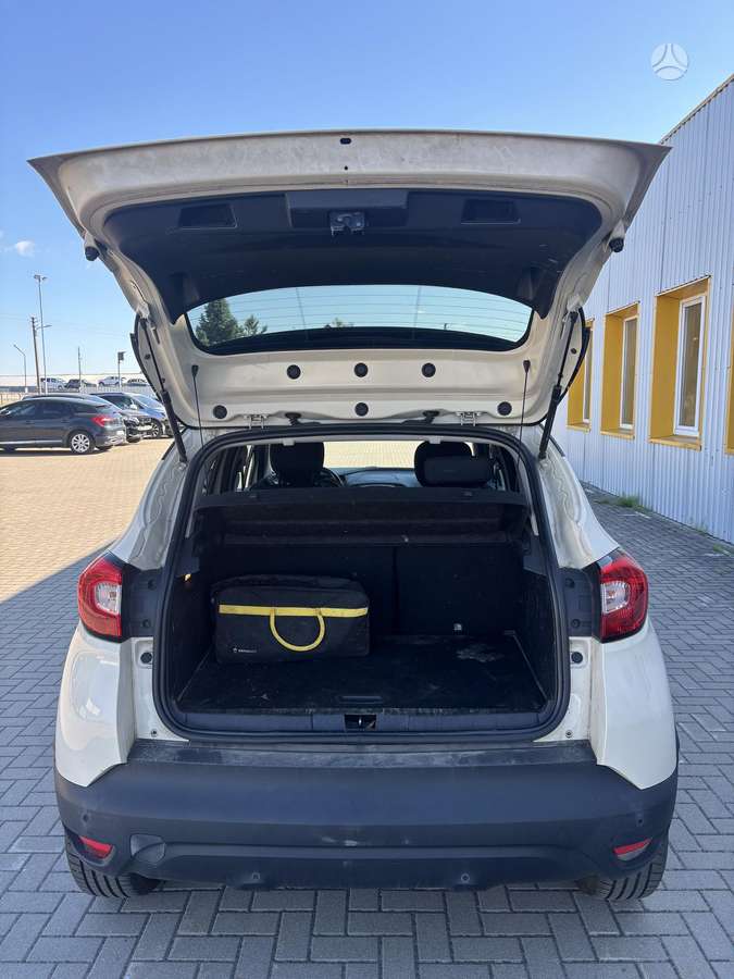 Renault Captur, 0.9 l., off-road / crossover