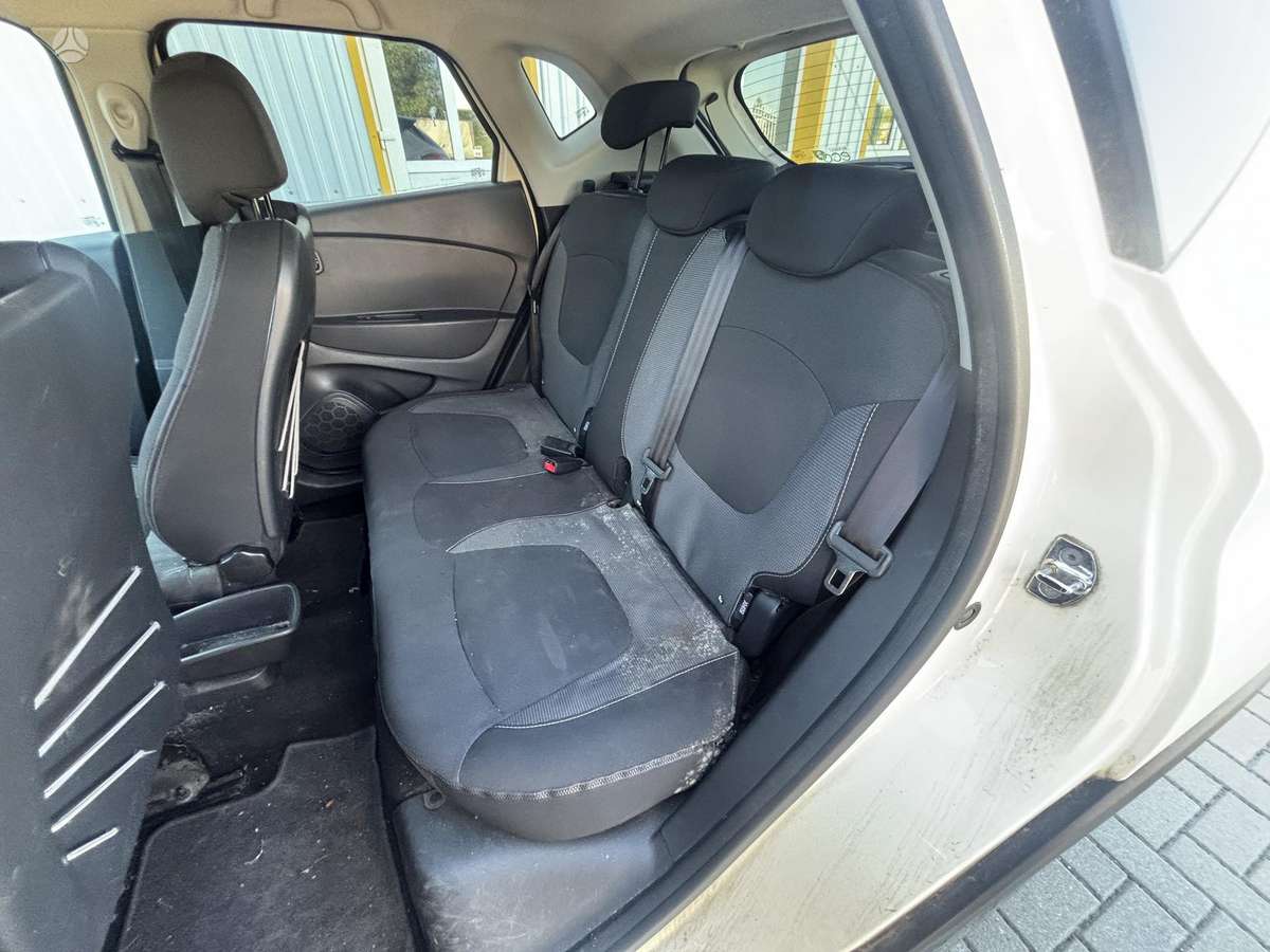 Renault Captur, 0.9 l., off-road / crossover