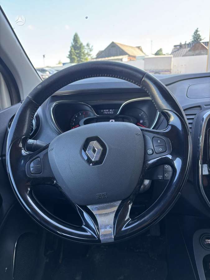 Renault Captur, 0.9 l., off-road / crossover
