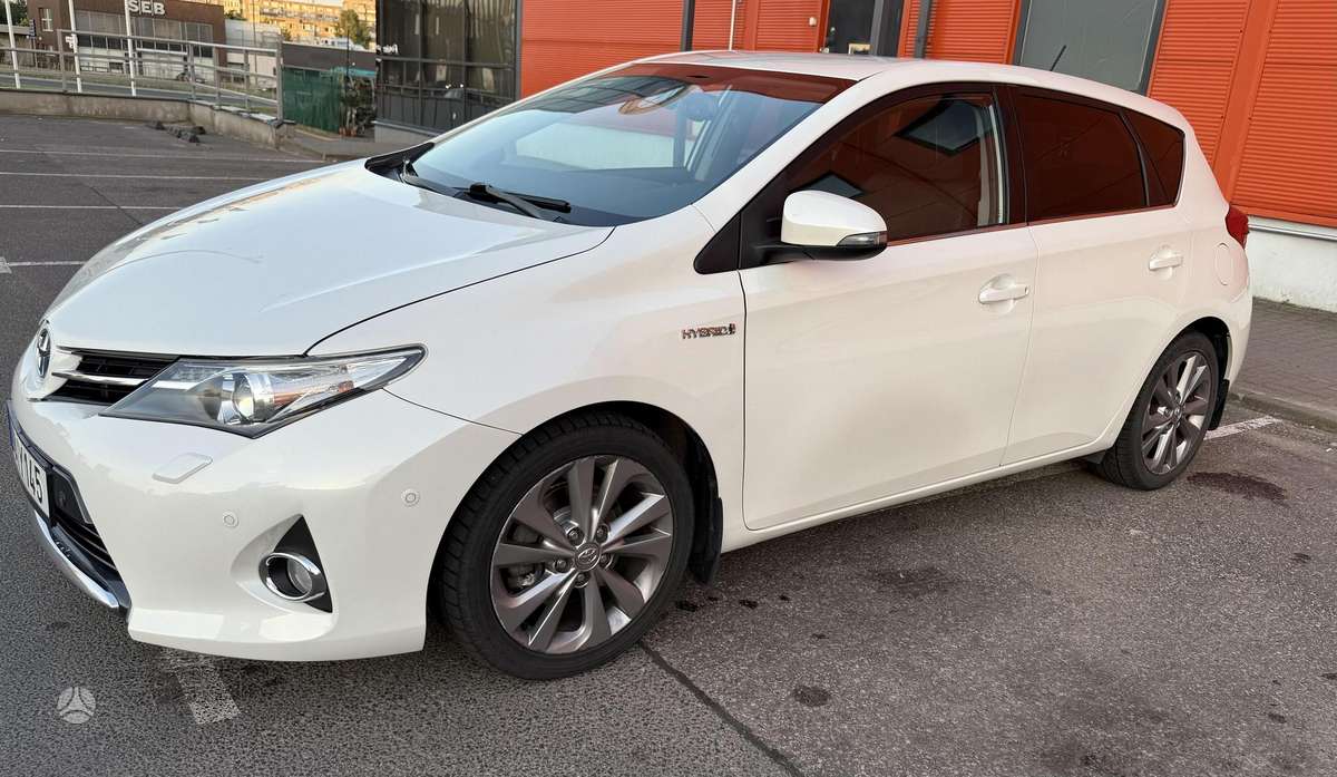 Toyota Auris - 3