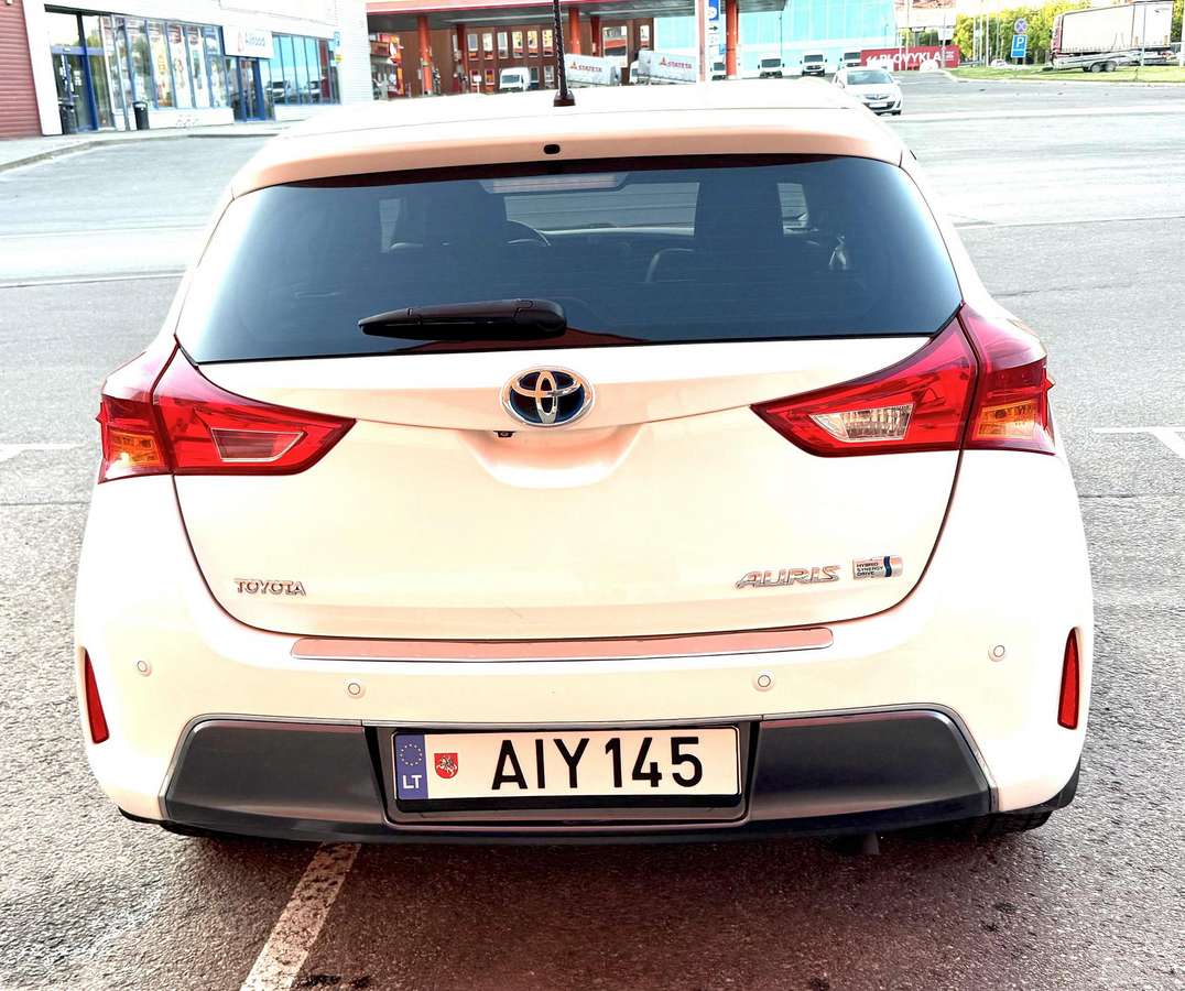 Toyota Auris - 5