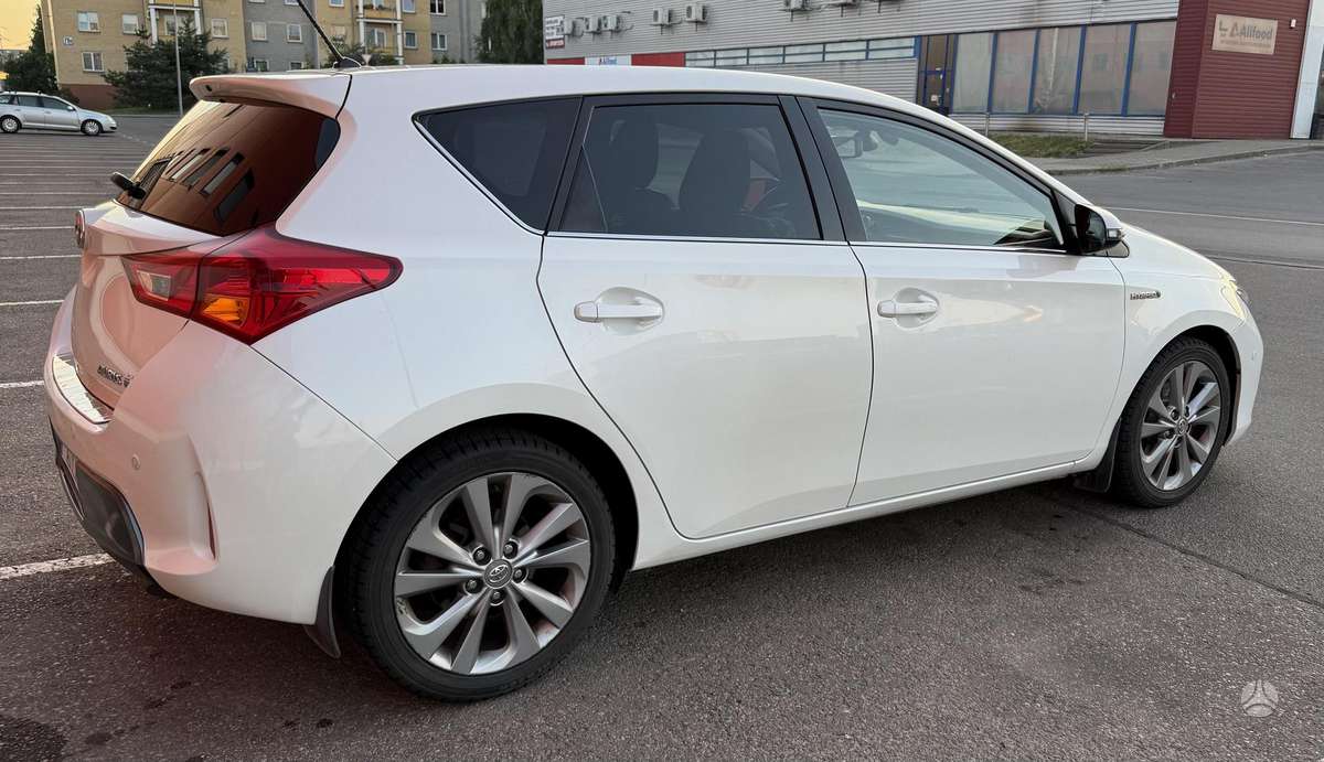 Toyota Auris - 6