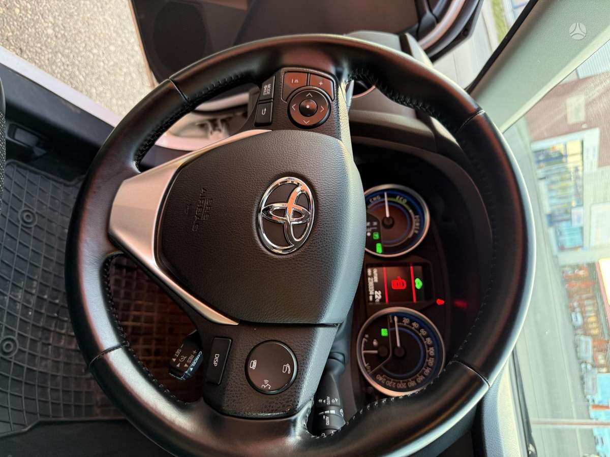 Toyota Auris - 8