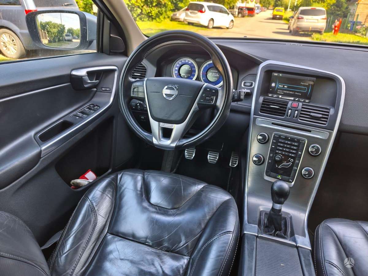 Volvo XC60 - 10