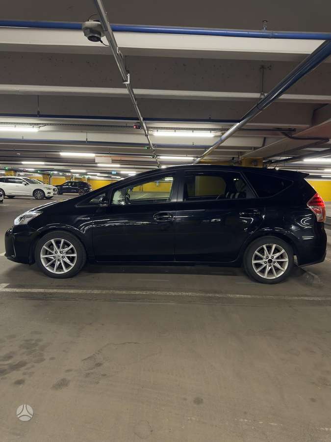 Toyota Prius+ - 7