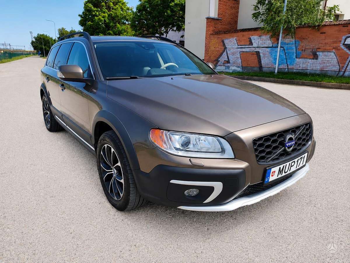 Volvo XC70, 2.0 l., wagon