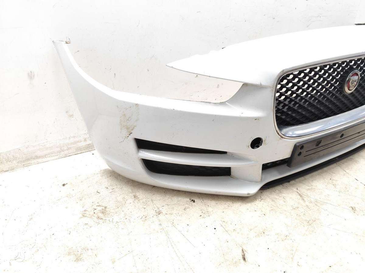 Jaguar XE бамперы (буфера)