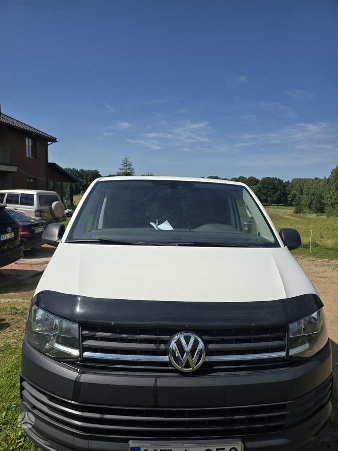 Volkswagen Transporter - 1