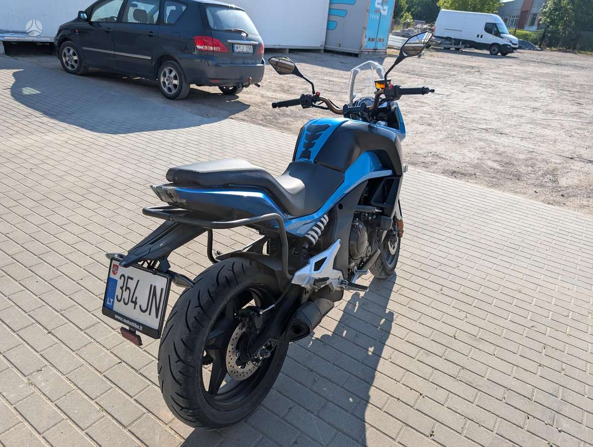 CFMOTO 650NK, street / classic