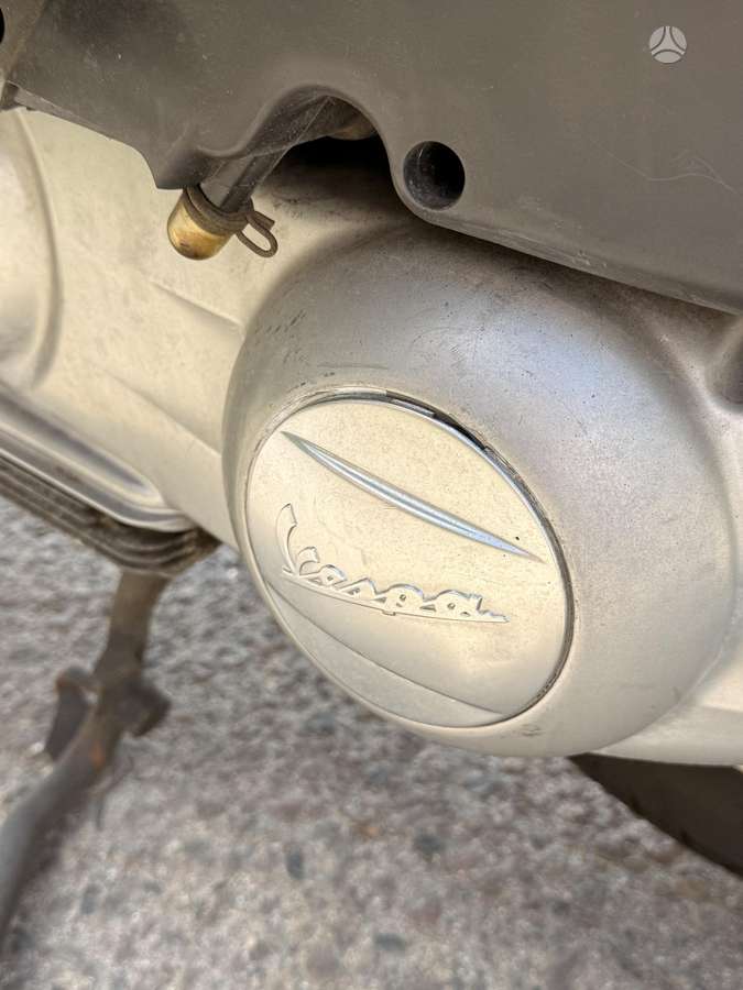 Piaggio Vespa 300cc, scooters / mopeds