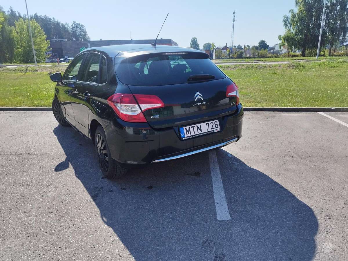 Citroen C4, 1.6 l., Хэтчбек