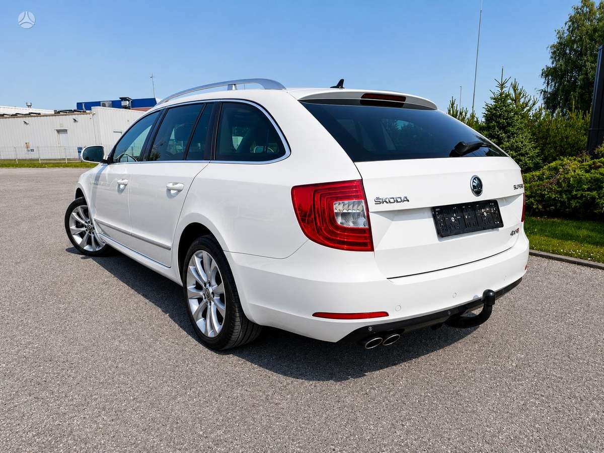Skoda Superb, 2.0 l., wagon