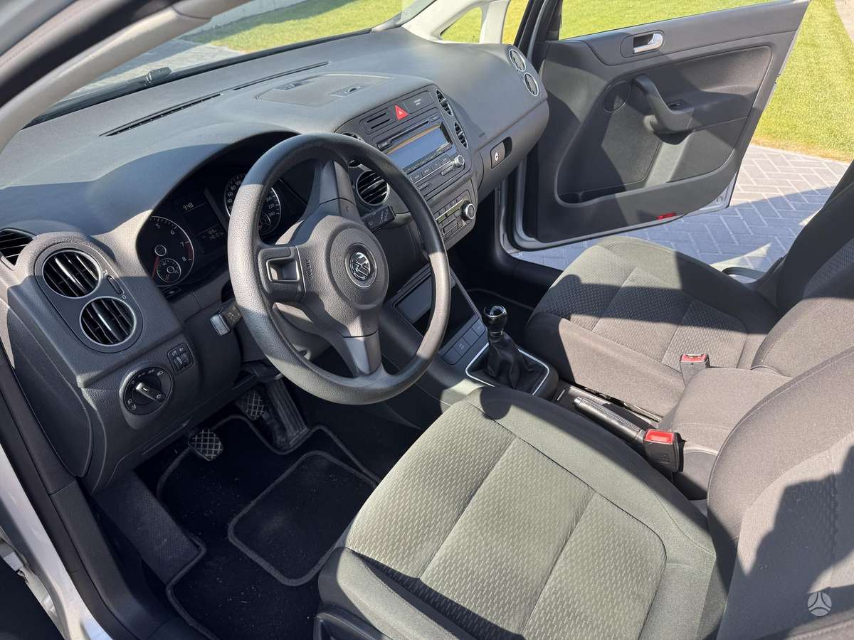 Volkswagen Golf Plus - 10