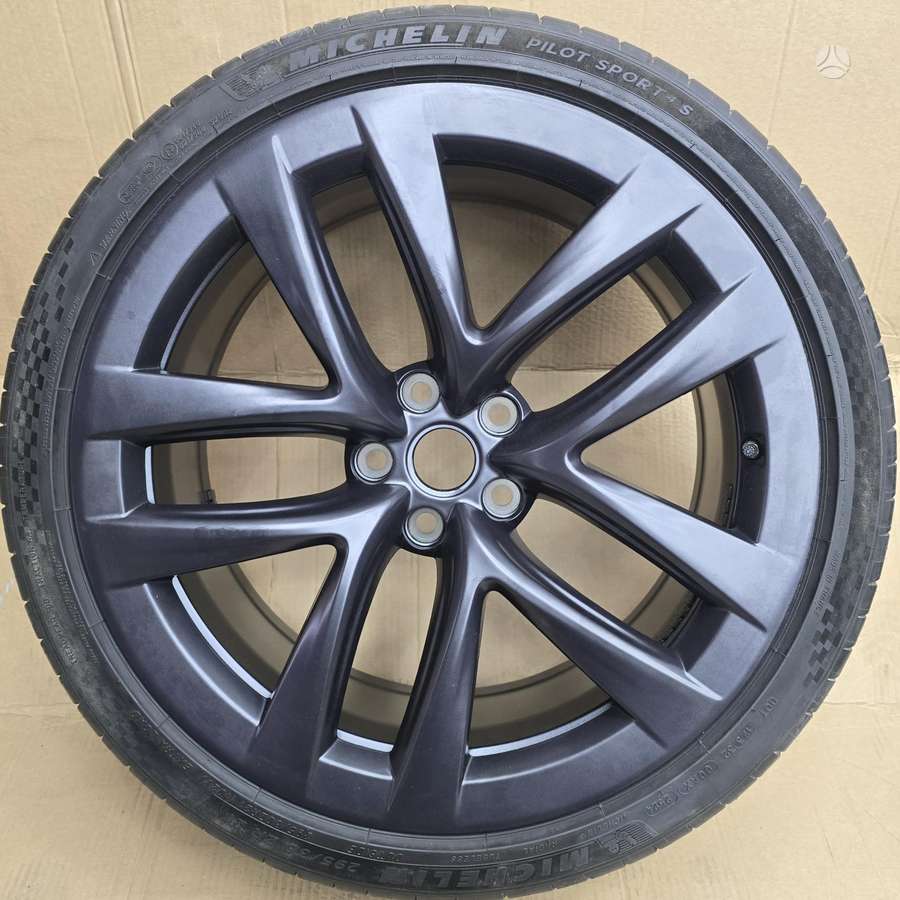 TESLA T, lengvojo lydinio, R21