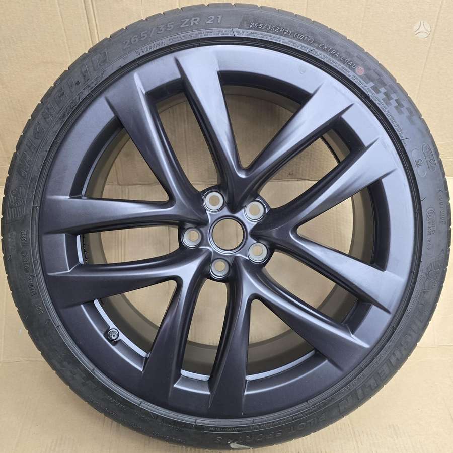 TESLA T, lengvojo lydinio, R21