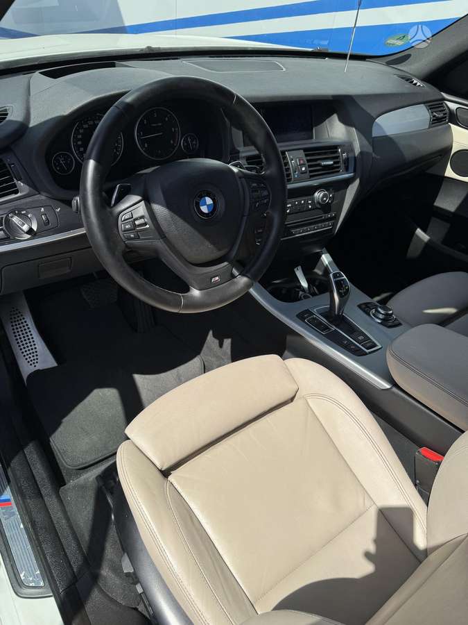 BMW X3, 3.0 l., off-road / crossover