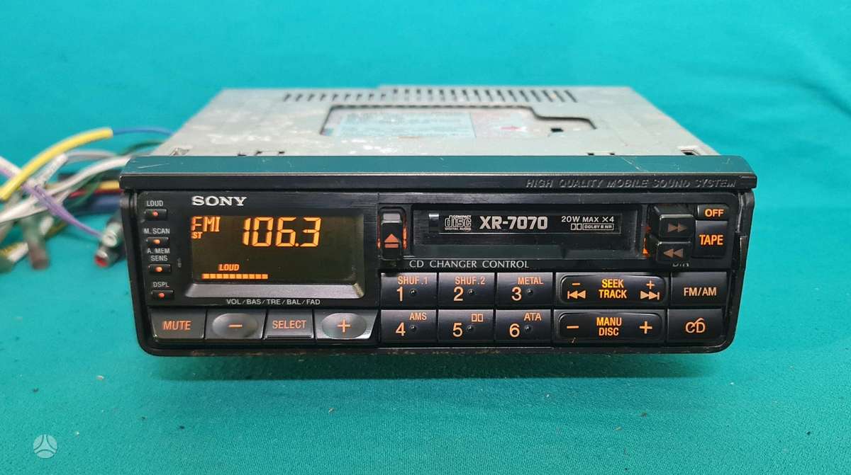 Sony Xr-7070, mc magnetolos