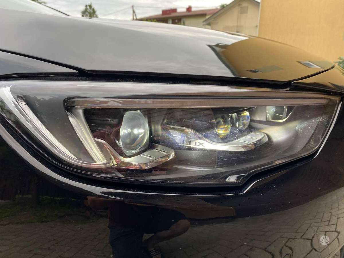 Opel Insignia, 2.0 l., Хэтчбек