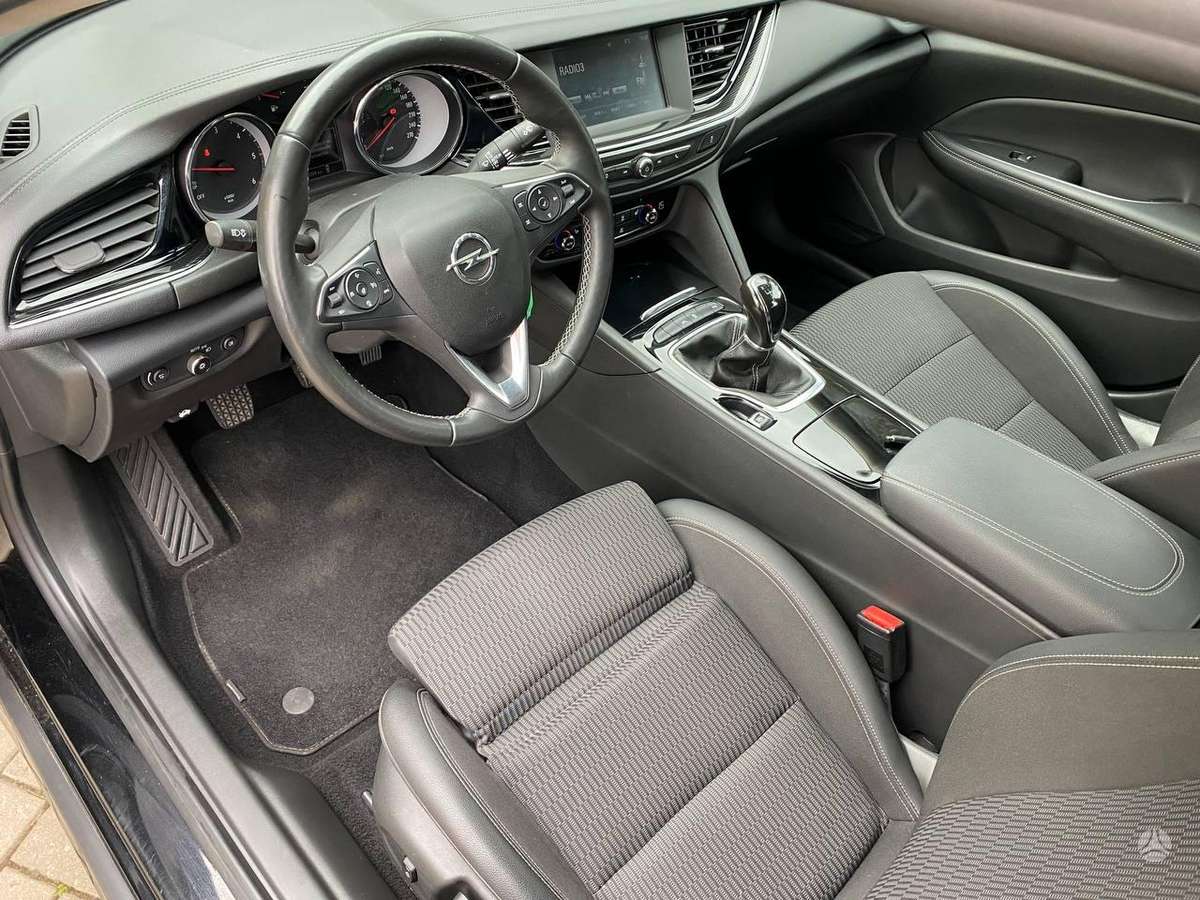 Opel Insignia, 2.0 l., Хэтчбек