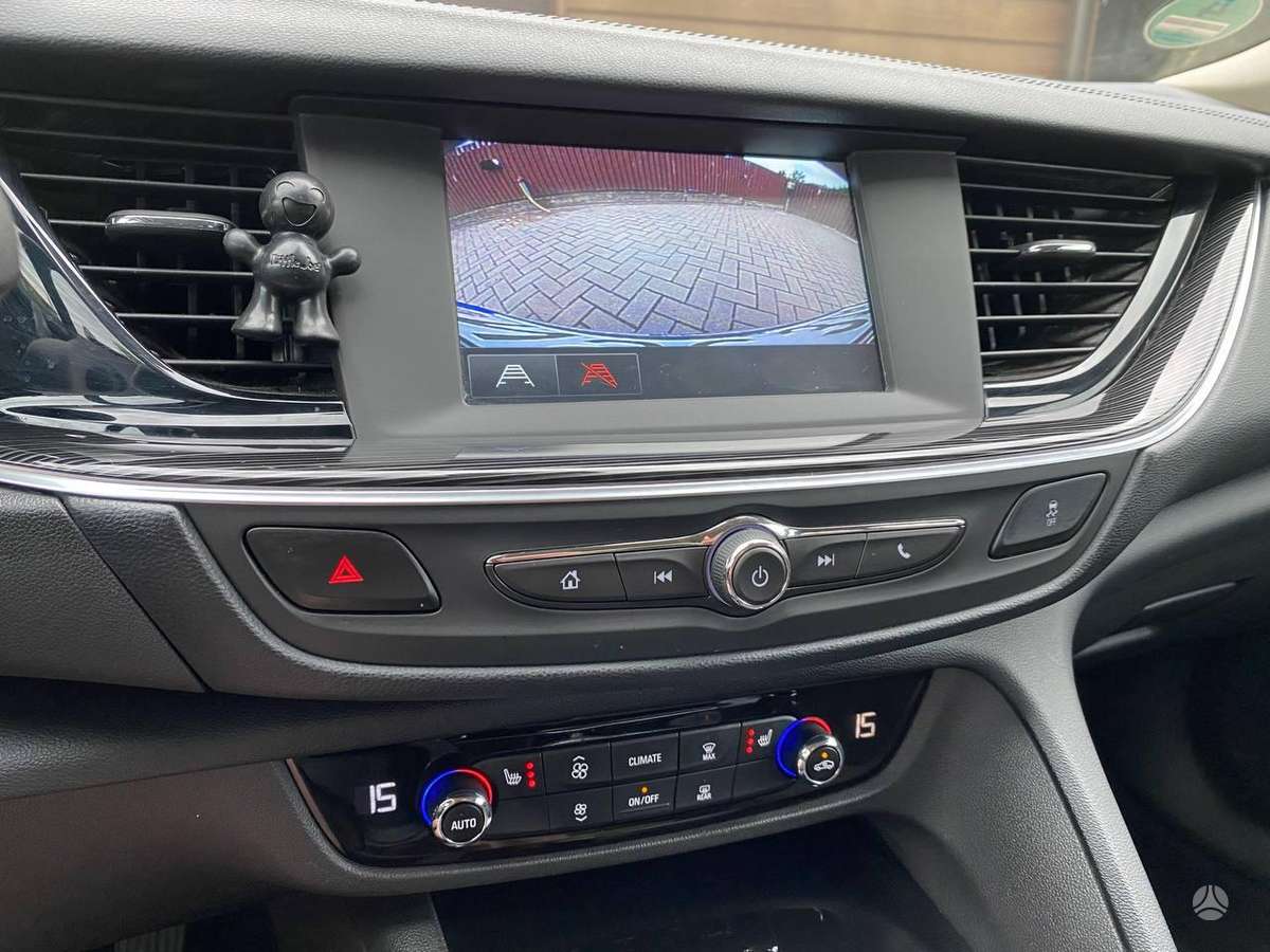 Opel Insignia, 2.0 l., Хэтчбек