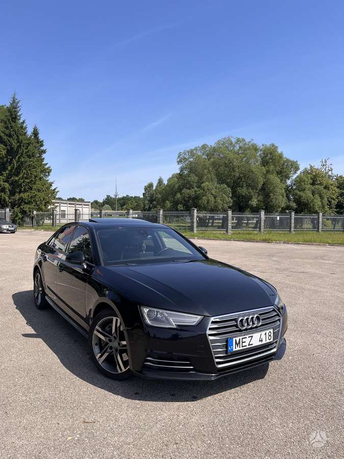 Audi A4, 2.0 l., Седан
