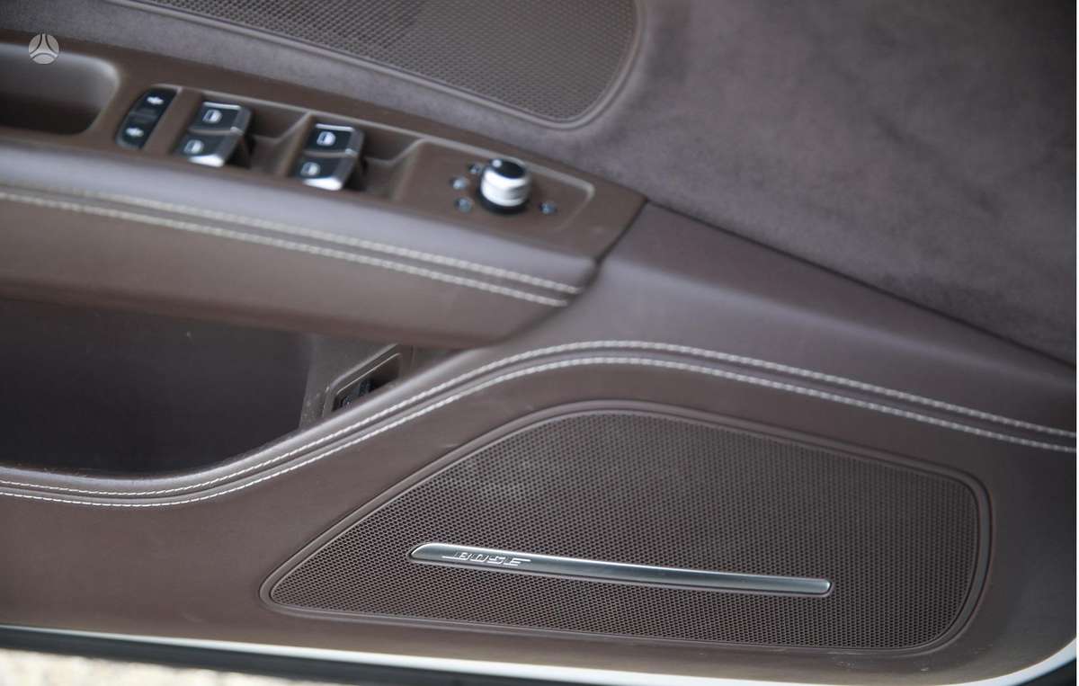 Audi A8 L, 3.0 l., Седан