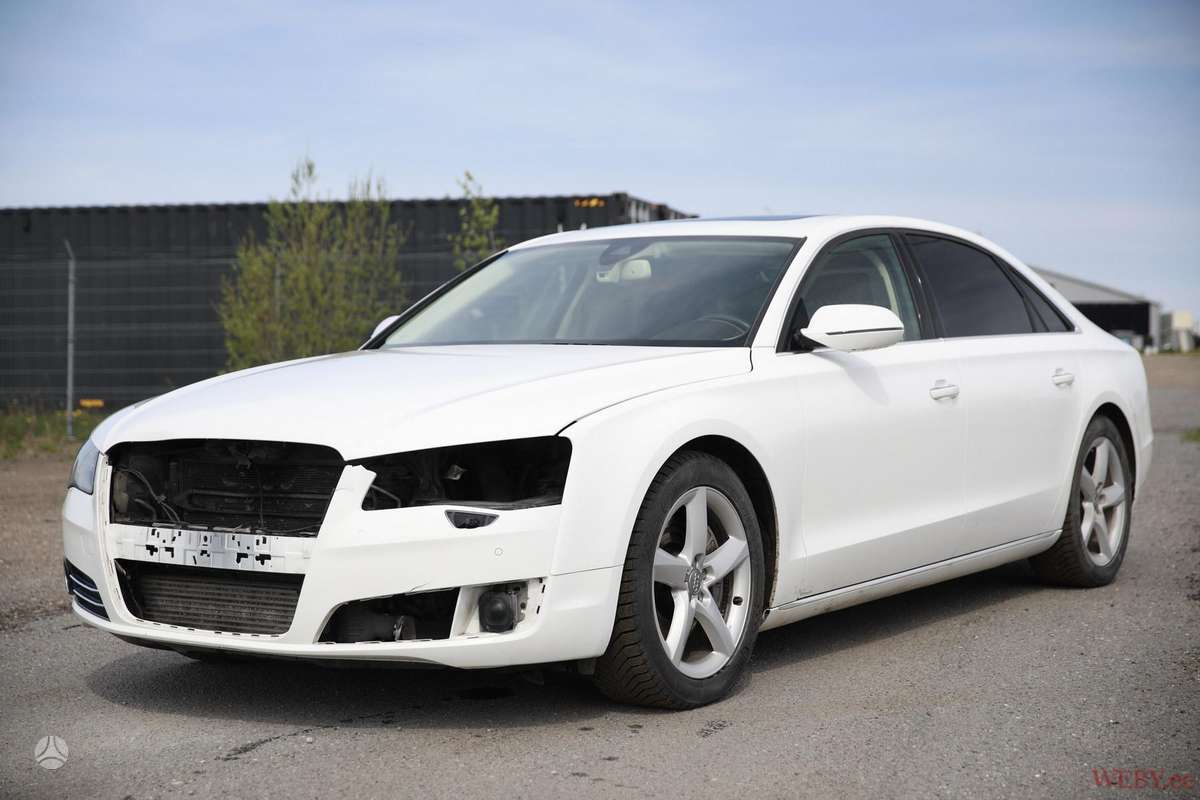 Audi A8 L, 3.0 l., Седан