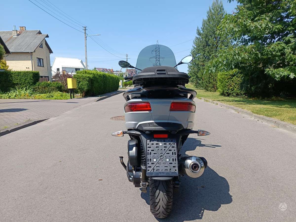 Piaggio MP3 500cc, triračiai