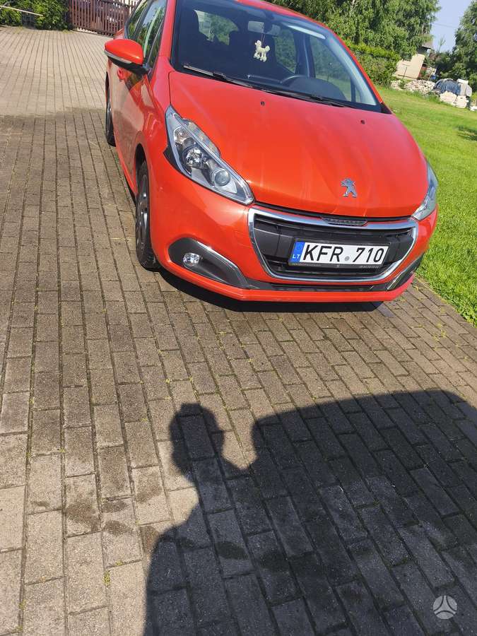Peugeot 208 - 2