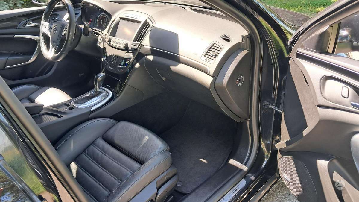 Opel Insignia, 2.0 l., Универсал