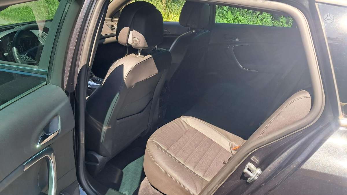 Opel Insignia, 2.0 l., Универсал