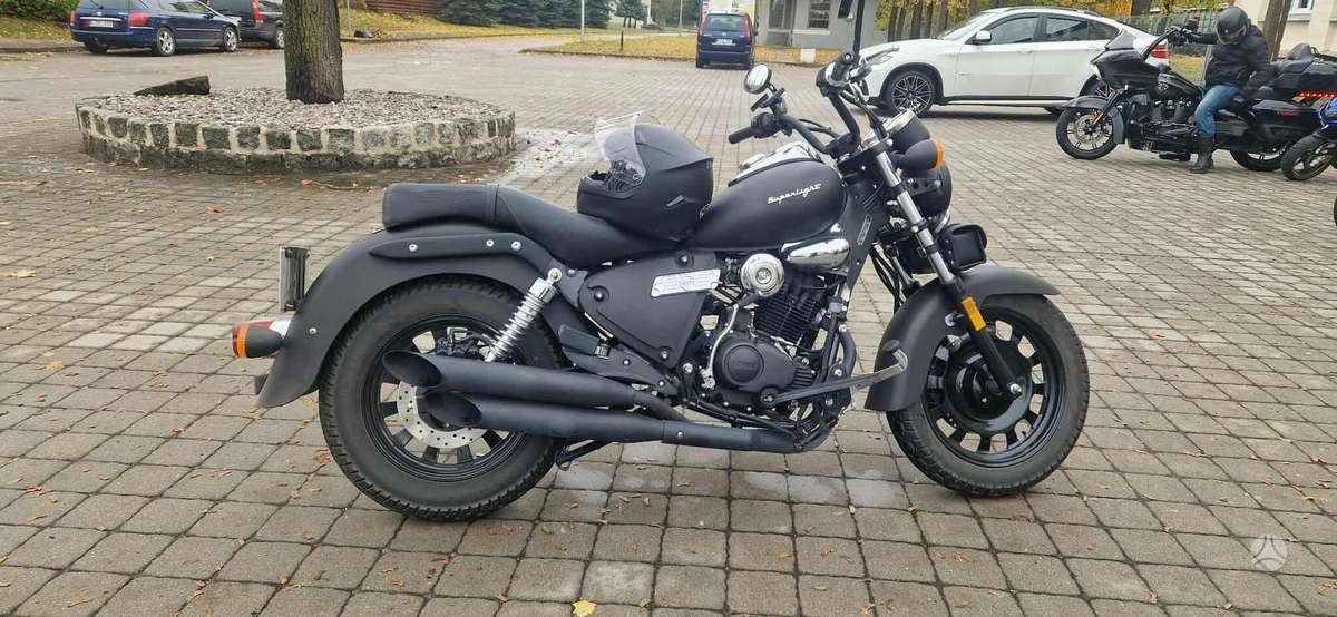 Keeway Superlight 125cc, choppers / cruisers / custom