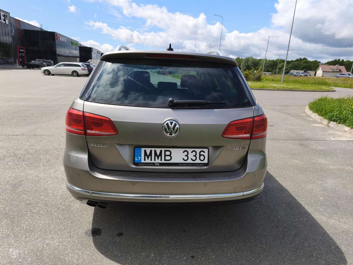 Volkswagen Passat, 2.0 l., Универсал