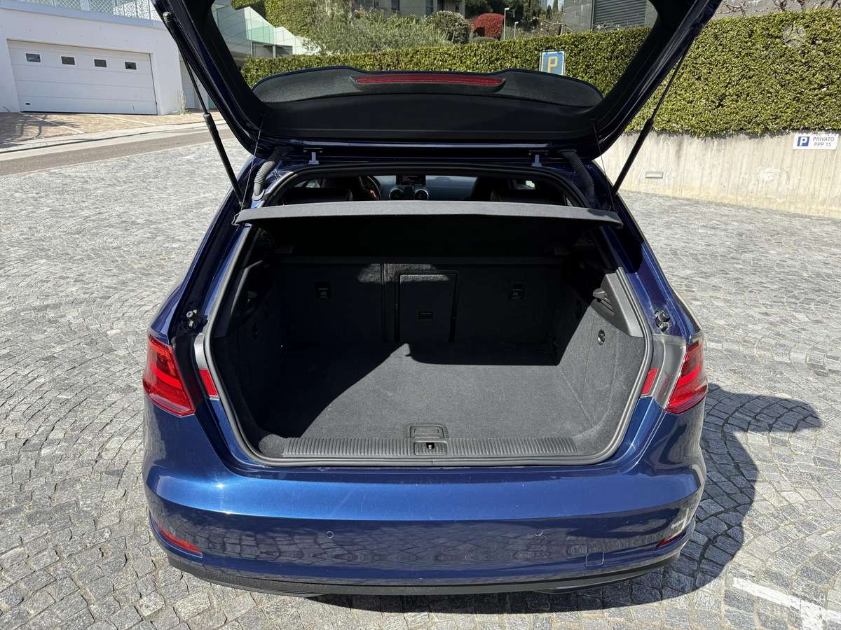 Audi A3, 1.4 l., hatchback