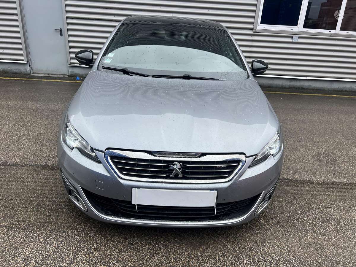 Peugeot 308, 1.2 l., hatchback