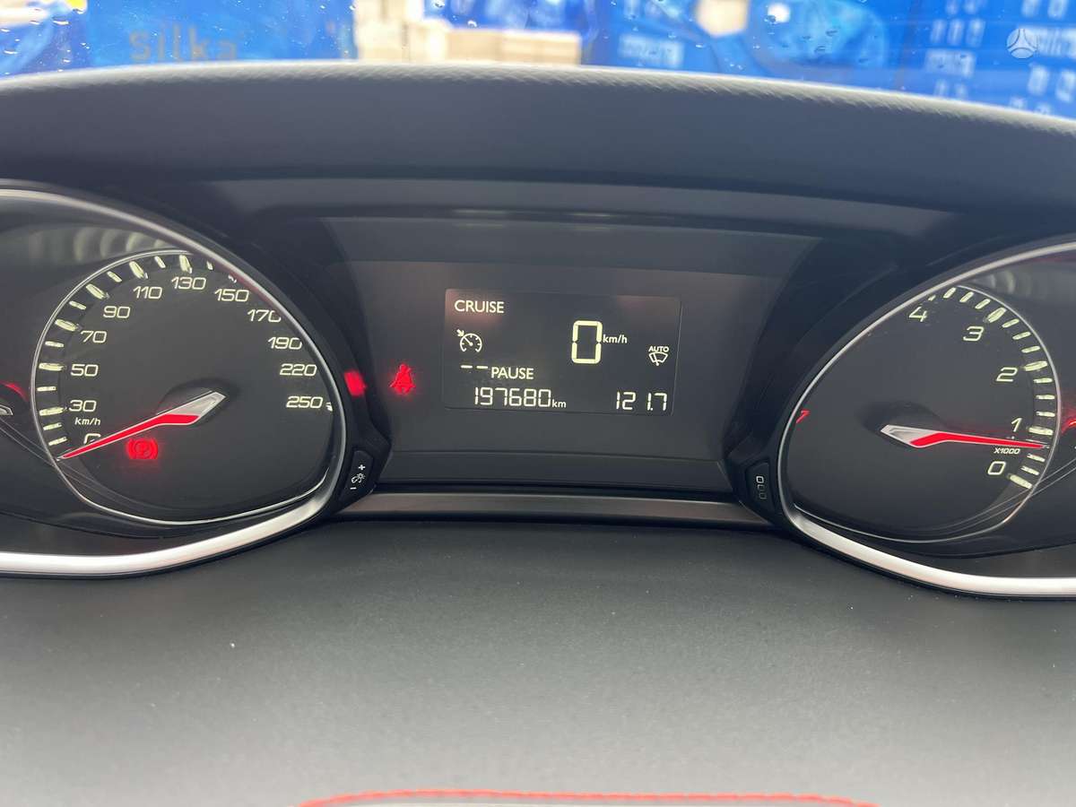 Peugeot 308 - 11