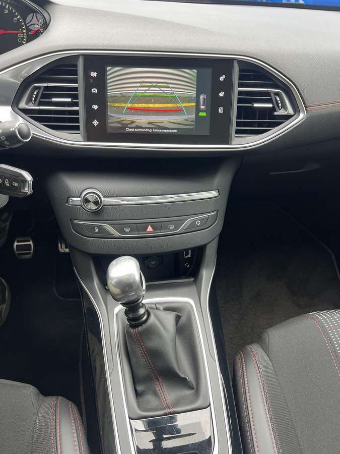 Peugeot 308, 1.2 l., Хэтчбек