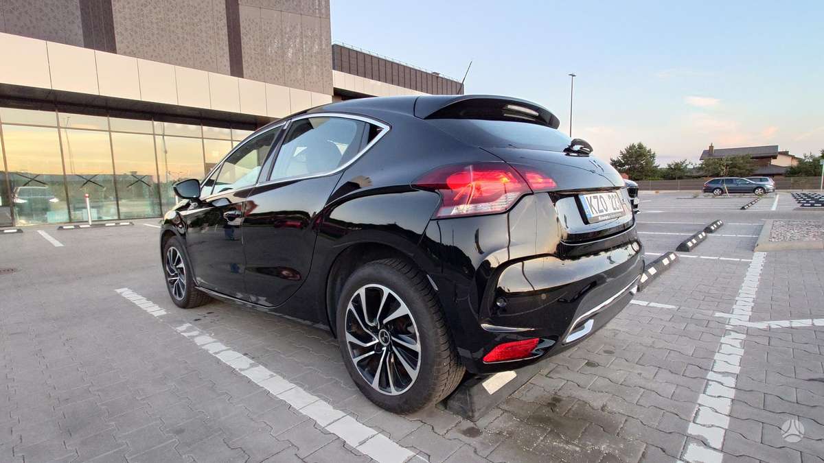 Citroen DS4, 1.6 l., Хэтчбек