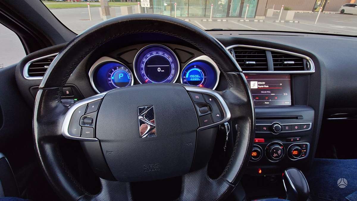 Citroen DS4, 1.6 l., Хэтчбек