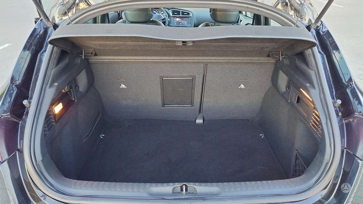 Citroen DS4, 1.6 l., Хэтчбек