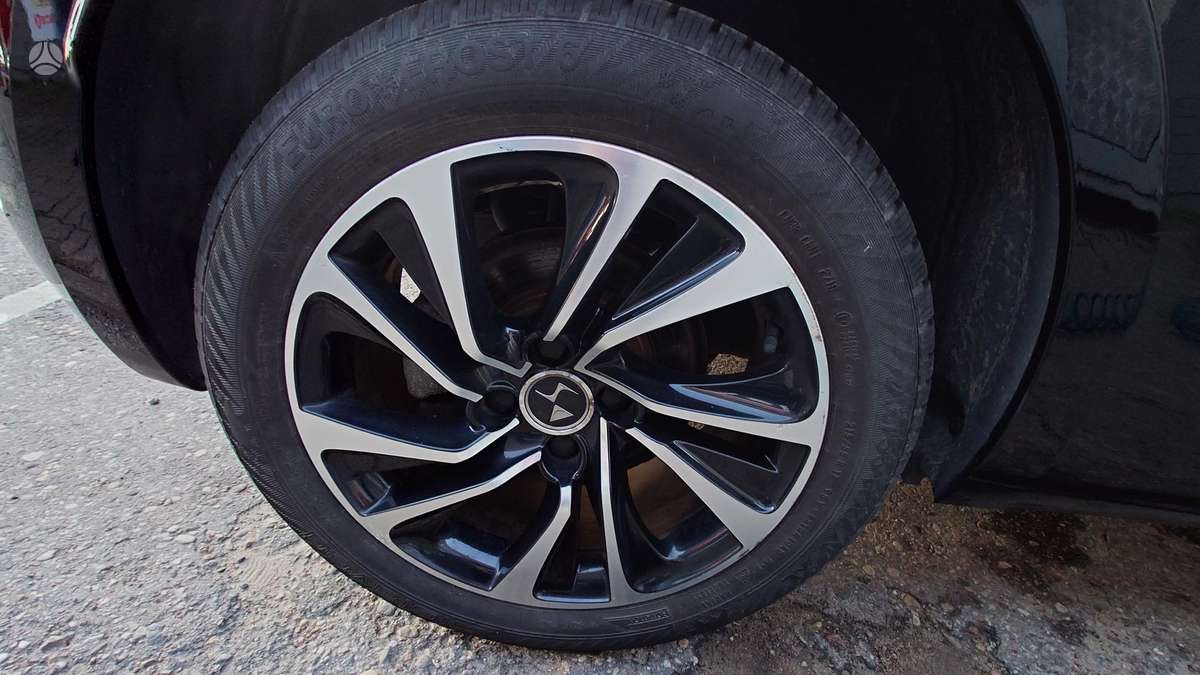 Citroen DS4, 1.6 l., Хэтчбек