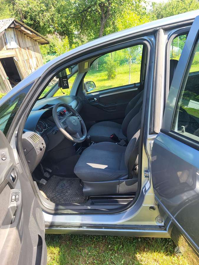 Opel Meriva, 1.6 l., hatchback