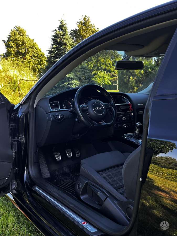Audi A5, 2.0 l., coupe