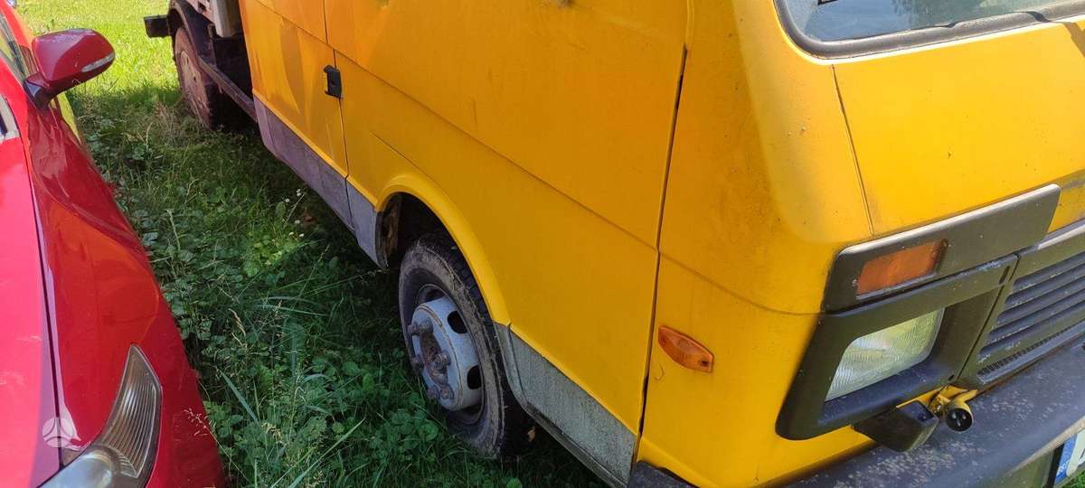 Volkswagen LT40D, crane trucks